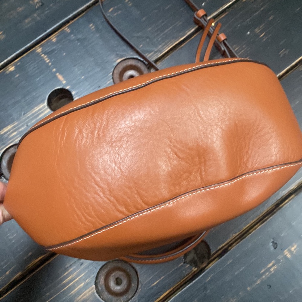 Tory Burch MILLER METAL-LOGO MINI HOBO - Picture 12 of 17